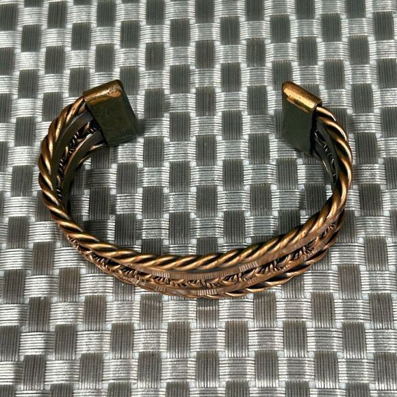 FIRM** Vintage Solid Copper Cuff Bracelet Unisex Arrow Pattern Thick Magnet - Picture 3 of 8